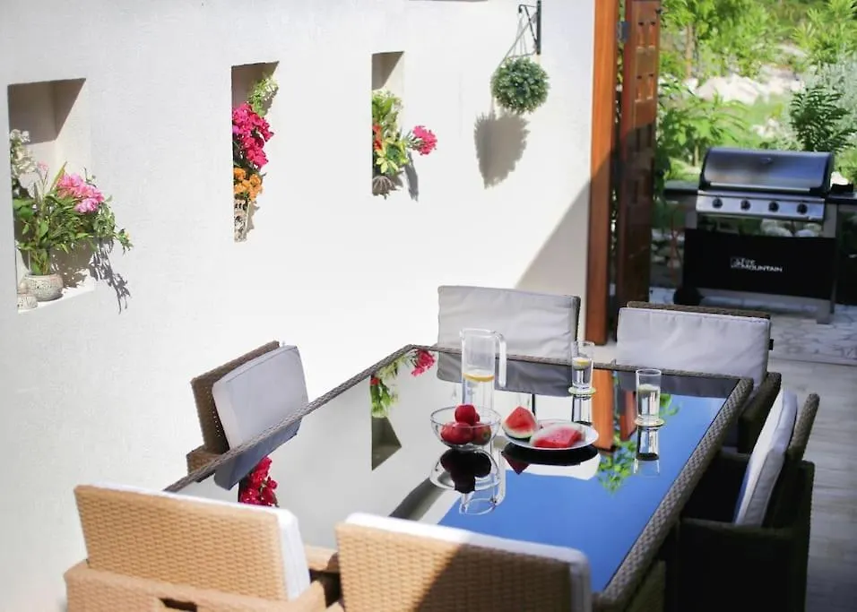 Stunning 3 Bedroom Villa With Pool & Jacuzzi Gaynors Antigua und Barbuda