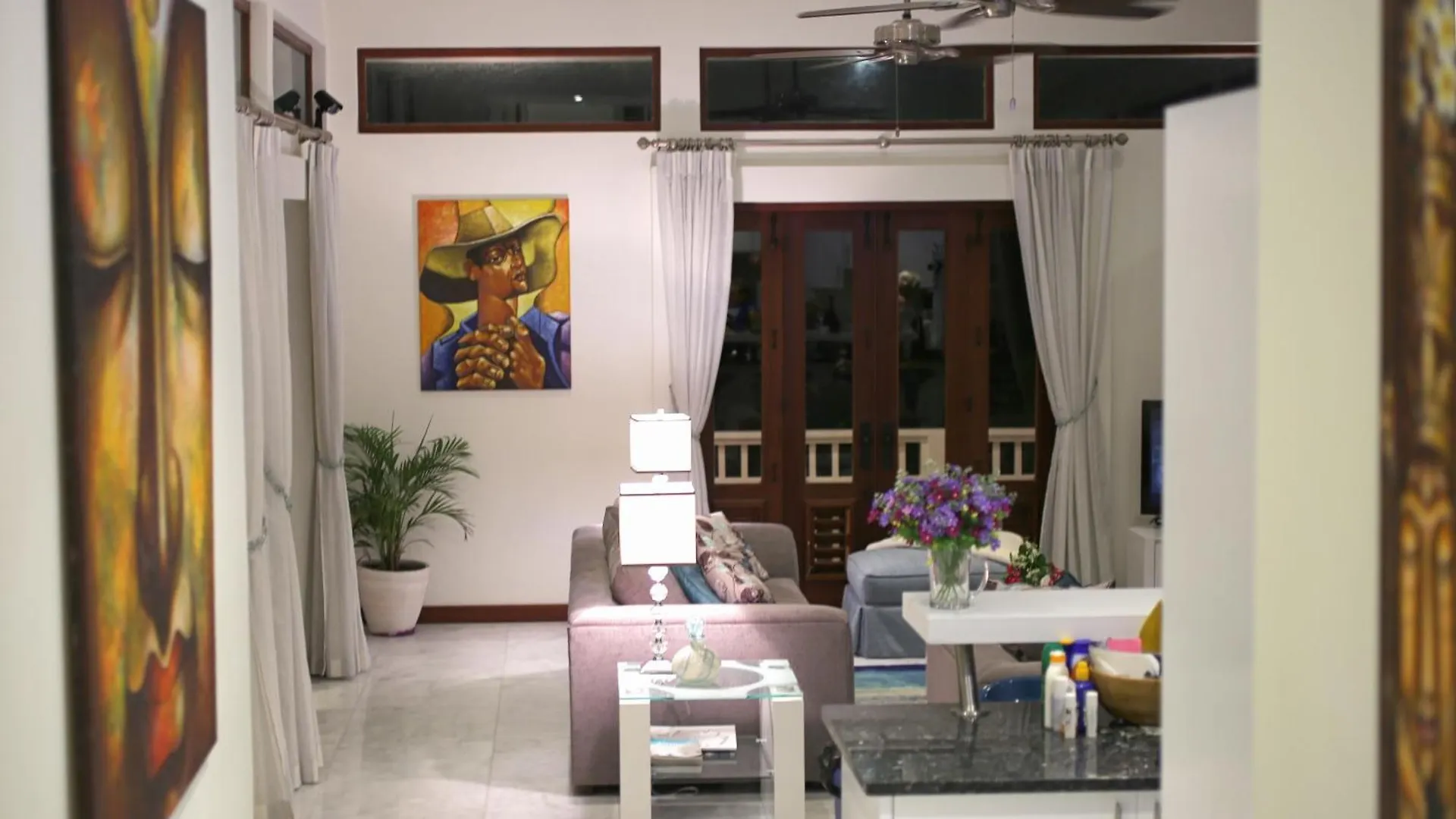 Stunning 3 Bedroom Villa With Pool & Jacuzzi Gaynors